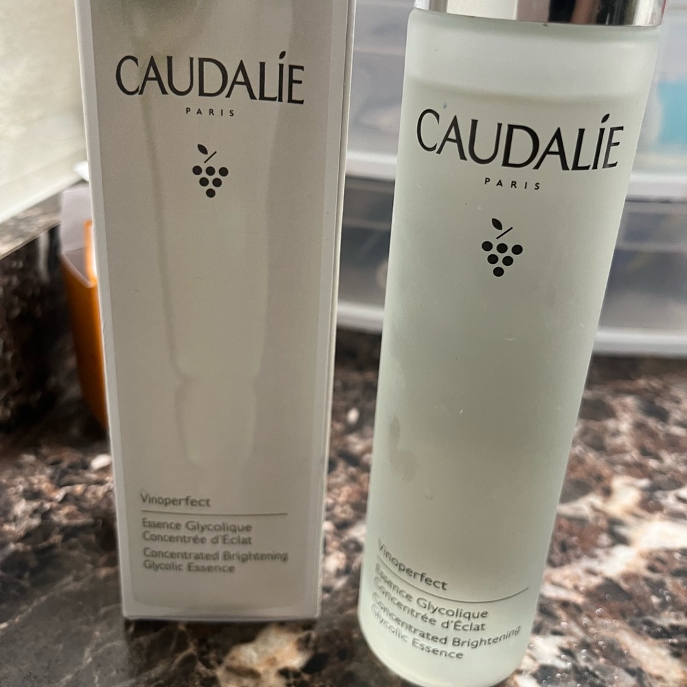 Caudalie Vinoperfect Essence